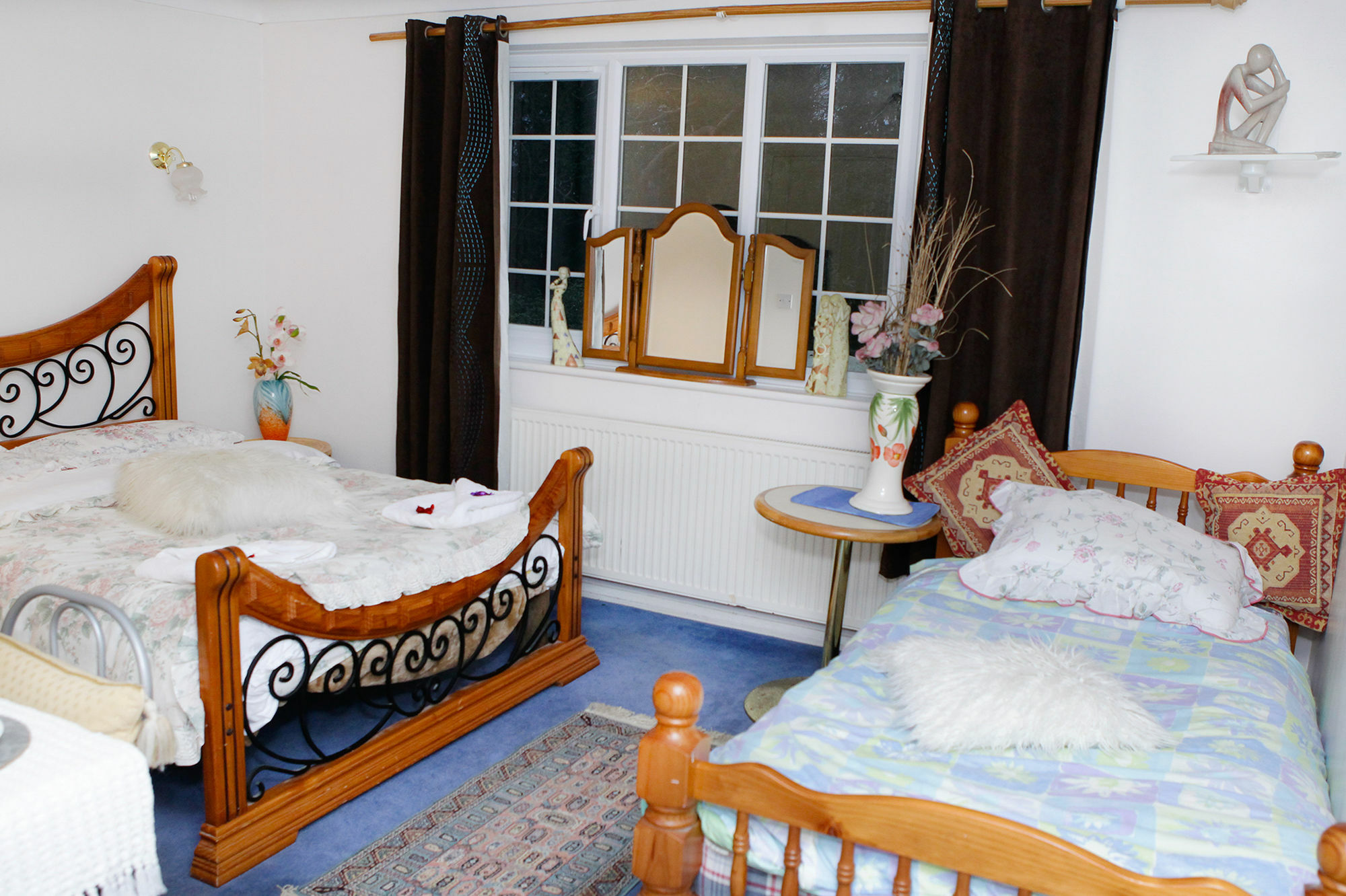 Da Vinci Guest House & Guest Parking, A Real Gem 크롤리 외부 사진